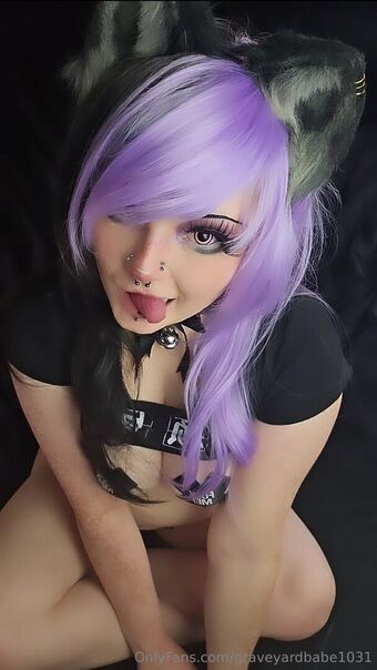 graveyardbabe1031