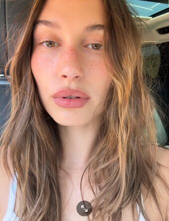 Hailey Baldwin Bieber