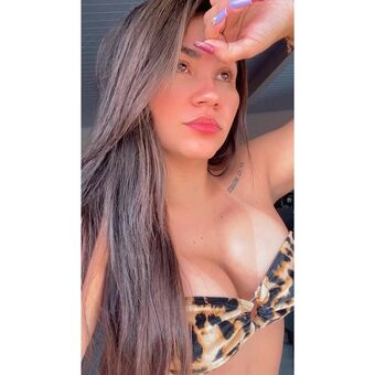 Haninha Lobato Privacy