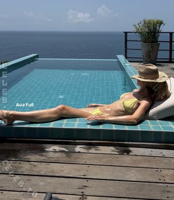 Hannah Maria Nude Leaks OnlyFans Photo 116