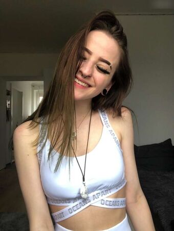 Hannexa Nude Leaks OnlyFans Photo 21