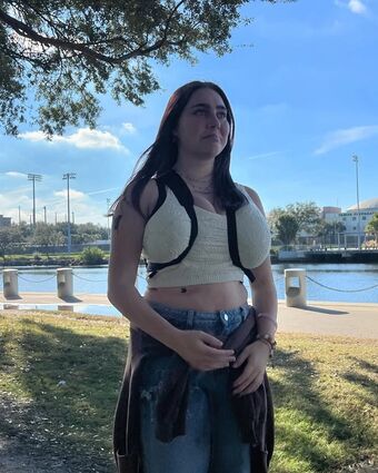 Harmonie Nude Leaks OnlyFans Photo 27
