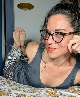 hathayogasoulsexyfeet