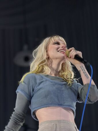 Hayley Williams Nude Leaks OnlyFans Photo 509