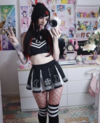 hell0kittyglock Nude Leaks OnlyFans Photo 4