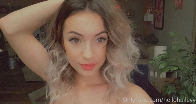 hellohaileyy