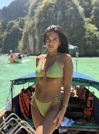 Henna Nude Leaks OnlyFans Photo 25