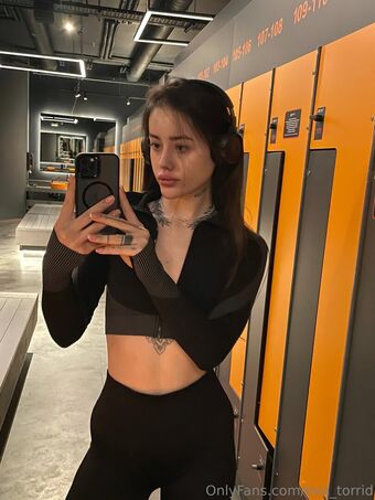 hfchjkb Nude Leaks OnlyFans Photo 13