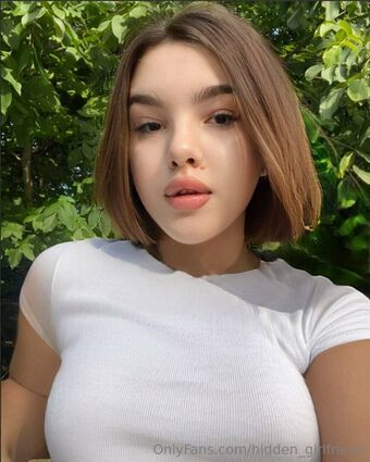 hidden_girlfriend