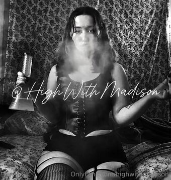 highwithmadison Nude Leaks OnlyFans Photo 33