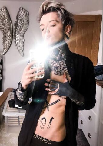 Holly Broome Inked Nude Leaks OnlyFans Photo 23