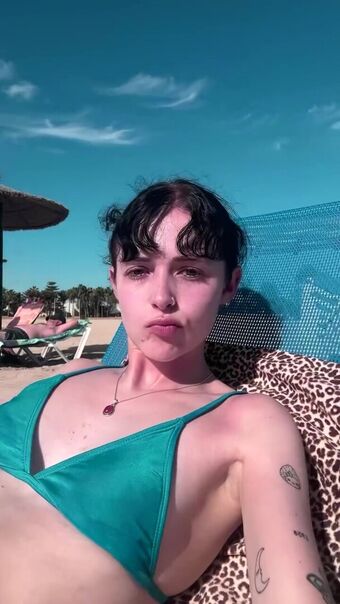 Holly Laing Nude Leaks OnlyFans Photo 17