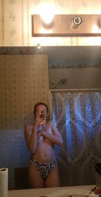 honey-girl Nude Leaks OnlyFans Photo 17