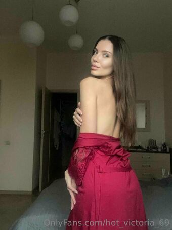 hot_victoria_69