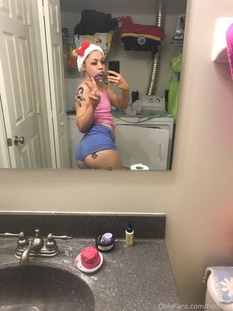 hotchk1 Nude Leaks OnlyFans Photo 1