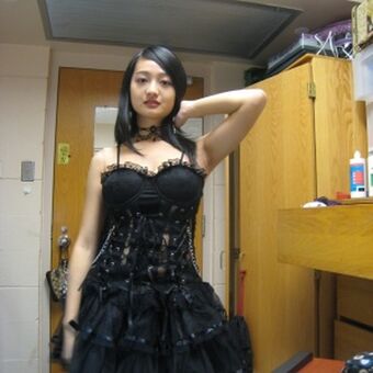 Huang Ke / Linhtrannn / Miserableoccasion