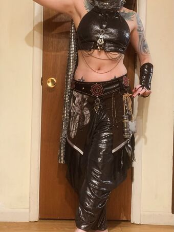 Hythrall Nude Leaks OnlyFans Photo 8