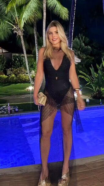 Íris Stefanelli