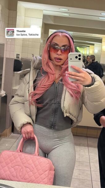 Ice Spice Nude Leaks OnlyFans Photo 530