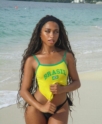 Idania Hopkin Nude Leaks OnlyFans Photo 6