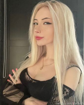 iradash Nude Leaks OnlyFans Photo 9