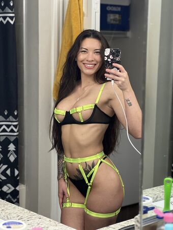 iris_est2020 Nude Leaks OnlyFans Photo 14