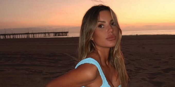 Iris Kendall Nude Leaks OnlyFans Photo 9