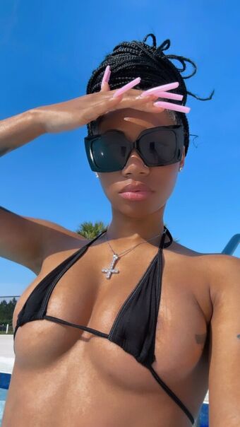 Isabel Nude Leaks OnlyFans Photo 28