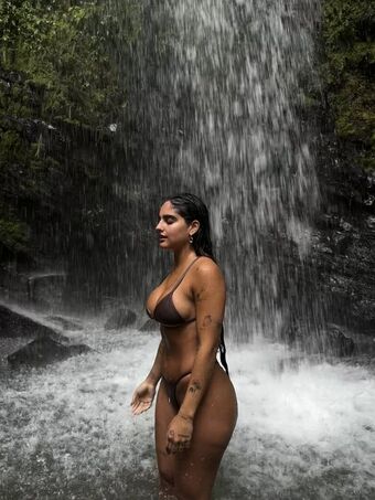 isabellaladera