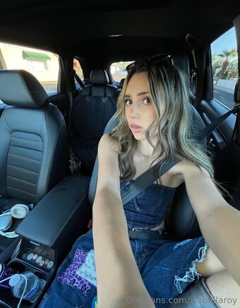isabellaroy
