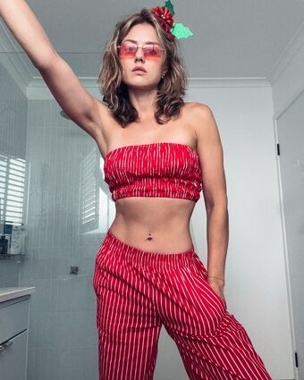 Isabelle Cornish