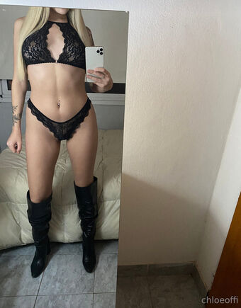 itskhloe Nude Leaks OnlyFans Photo 14