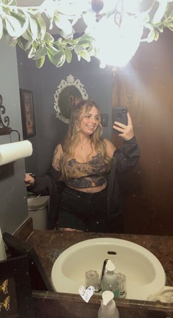 itsleviosa Nude Leaks OnlyFans Photo 3