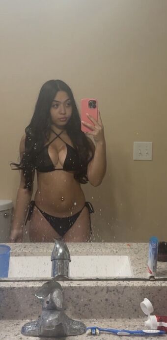 itsme.eliss Nude Leaks OnlyFans Photo 5