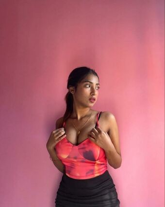 itz_me_saheli_official