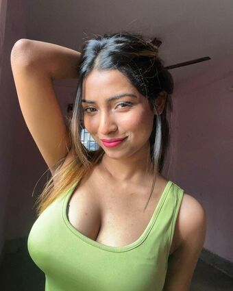 itz_me_saheli_official