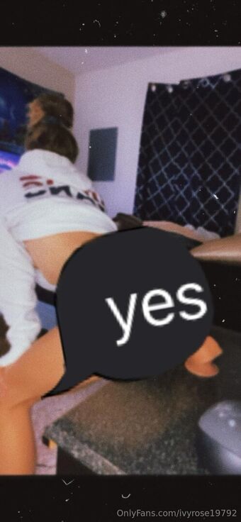 ivyrose19792