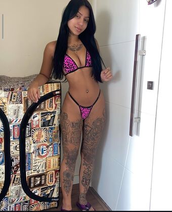 Iza_loopes Nude Leaks OnlyFans Photo 1