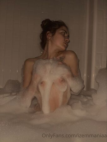 izemmania Nude Leaks OnlyFans Photo 76