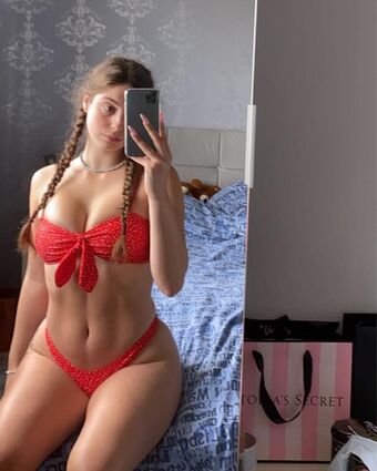 Izzy Lewis