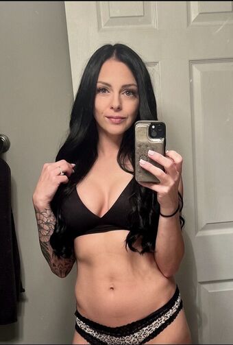 Jade Banx