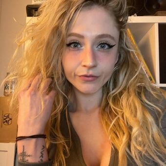 Janet Devlin