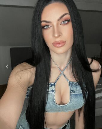 Jaqueline Neubauer Nude Leaks OnlyFans Photo 57