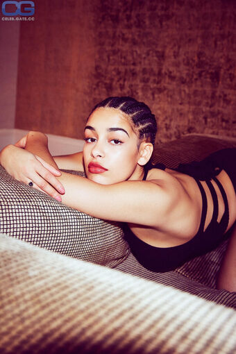 Jorja Smith Nude Leaks OnlyFans Photo 87