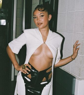 Joy Crookes