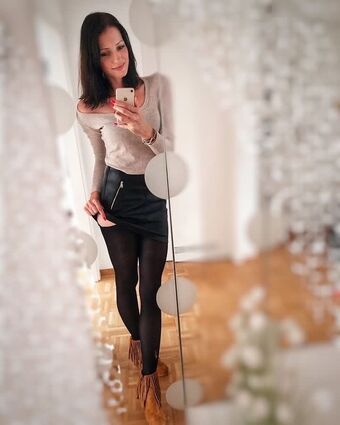 Judi_Lieb / Judy.Lieb / Nylonmum