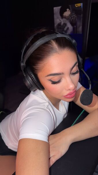 Julia Bayonetta Nude Leaks OnlyFans Photo 345