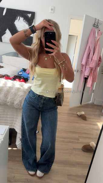 juliannapeyton