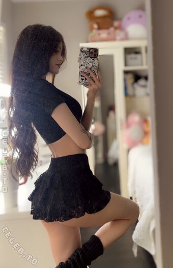 Justfoxii Nude Leaks OnlyFans Photo 18