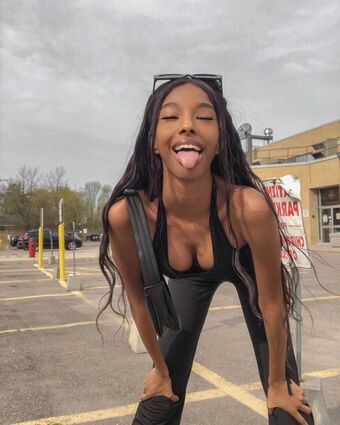 JustMaliyah Nude Leaks OnlyFans Photo 8